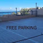 アパート Mediterranean Pool & Parking *
