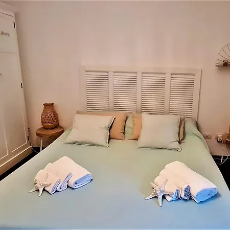 Apartment Mediterranean Pool & Parking