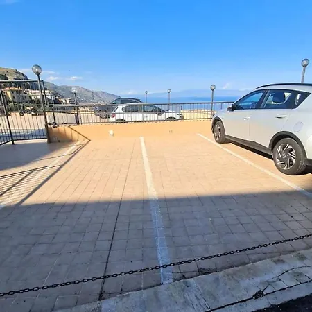 Mediterranean Pool & Parking Apartment