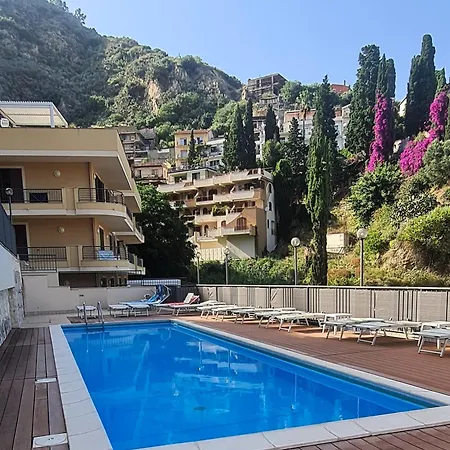 Mediterranean Pool & Parking *