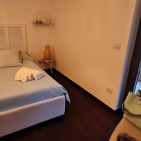 Mediterranean Pool & Parking 아파트 *