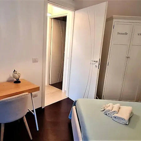 Mediterranean Pool & Parking *