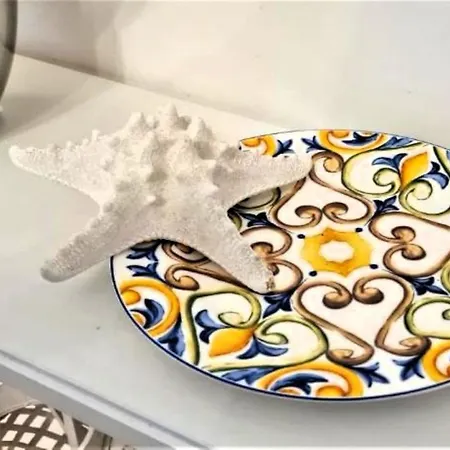 Mediterranean Pool & Parking 아파트 *