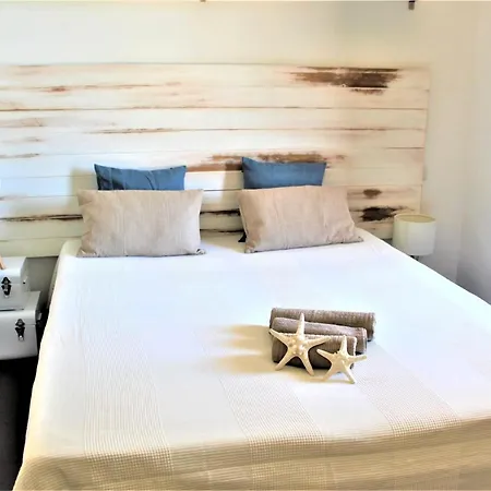 Mediterranean Pool & Parking 아파트 *