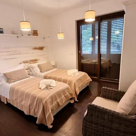 아파트 Mediterranean Pool & Parking 타오르미나